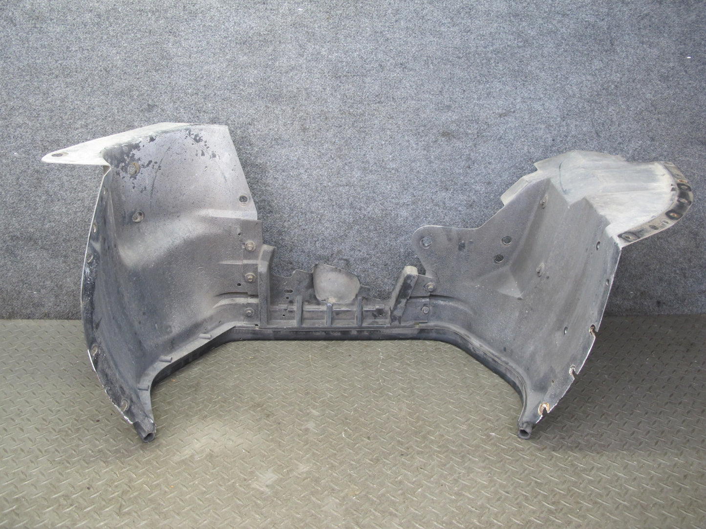 91-96 Chevrolet Corvette C4 Front Left Wheel Arch Fender Splash Guard Set OEM