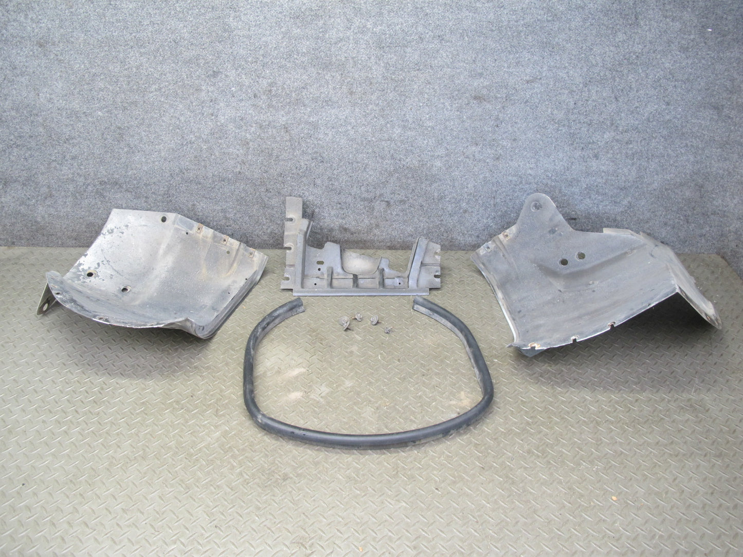 91-96 Chevrolet Corvette C4 Front Left Wheel Arch Fender Splash Guard Set OEM