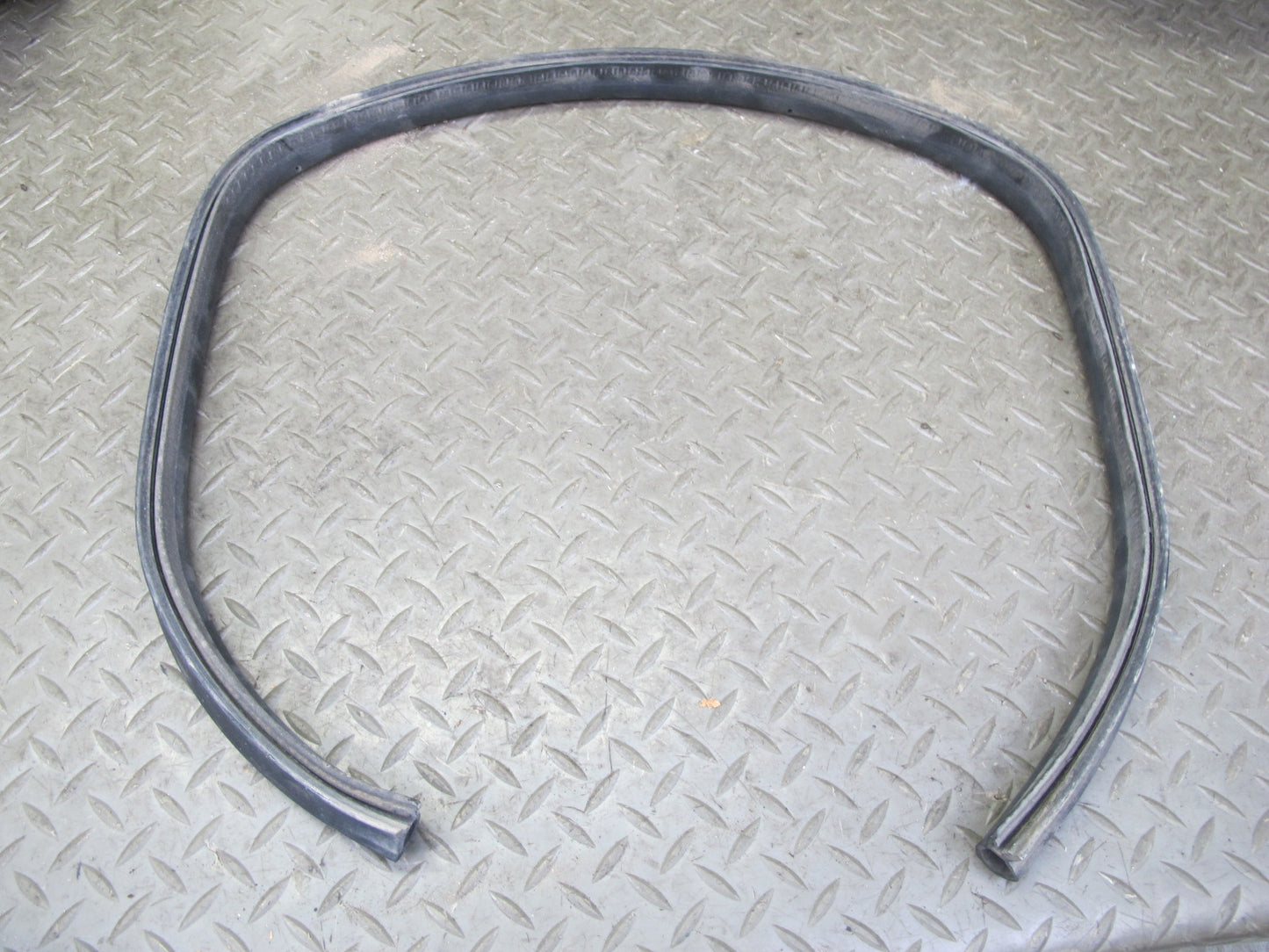 91-96 Chevrolet Corvette C4 Front Left Wheel Arch Fender Splash Guard Set OEM