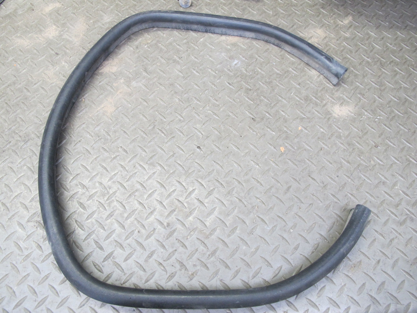 91-96 Chevrolet Corvette C4 Front Right Wheel Arch Fender Splash Guard Set OEM