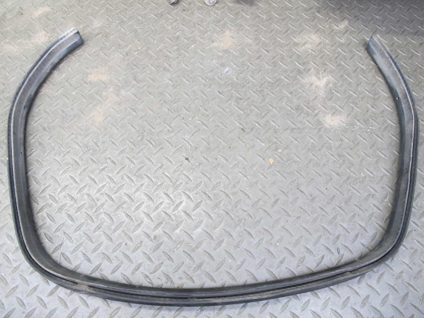 91-96 Chevrolet Corvette C4 Front Right Wheel Arch Fender Splash Guard Set OEM