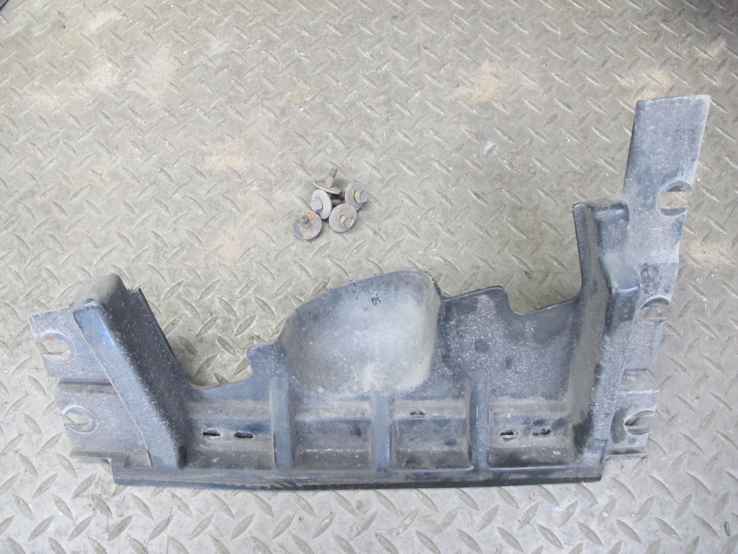 91-96 Chevrolet Corvette C4 Front Right Wheel Arch Fender Splash Guard Set OEM