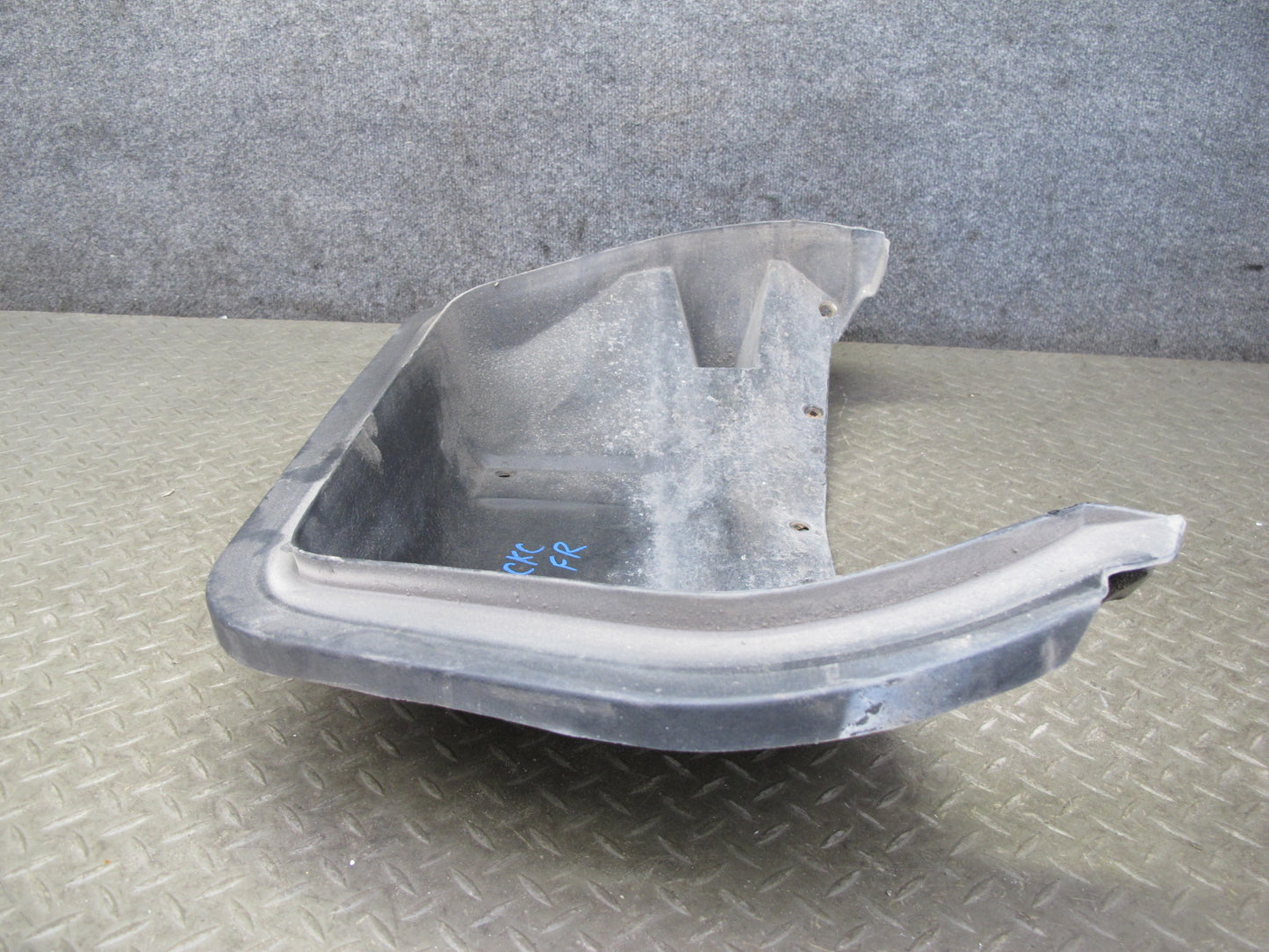 88-96 Chevrolet Corvette C4 Front Right Inner Fender Wheelhouse Panel OEM