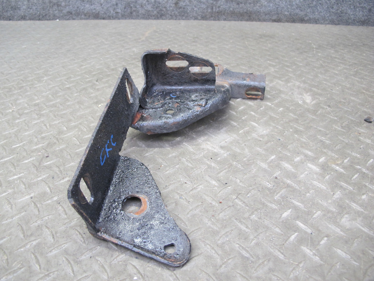 84-96 Chevrolet Corvette C4 Set of 2 Front Left & Right Hood Hinge OEM
