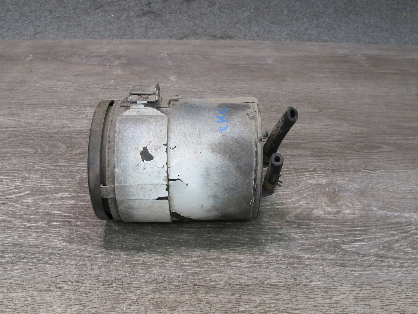 1991 Chevrolet Corvette C4 Fuel Evap Vapor Charcoal Canister Purge Valve OEM