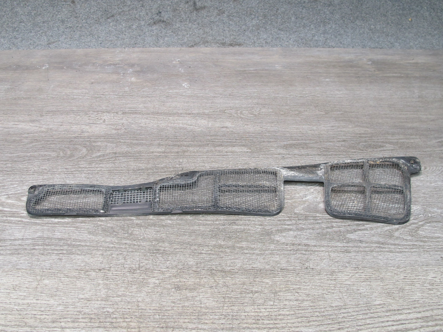84-96 Chevrolet Corvette C4 Windshield Cowl Drain Screen Grille Trim Set OEM