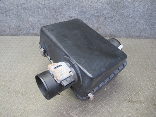 1998-2006 Lexus J100L LX470 Engine Air Intake Cleaner Filter Box Housing