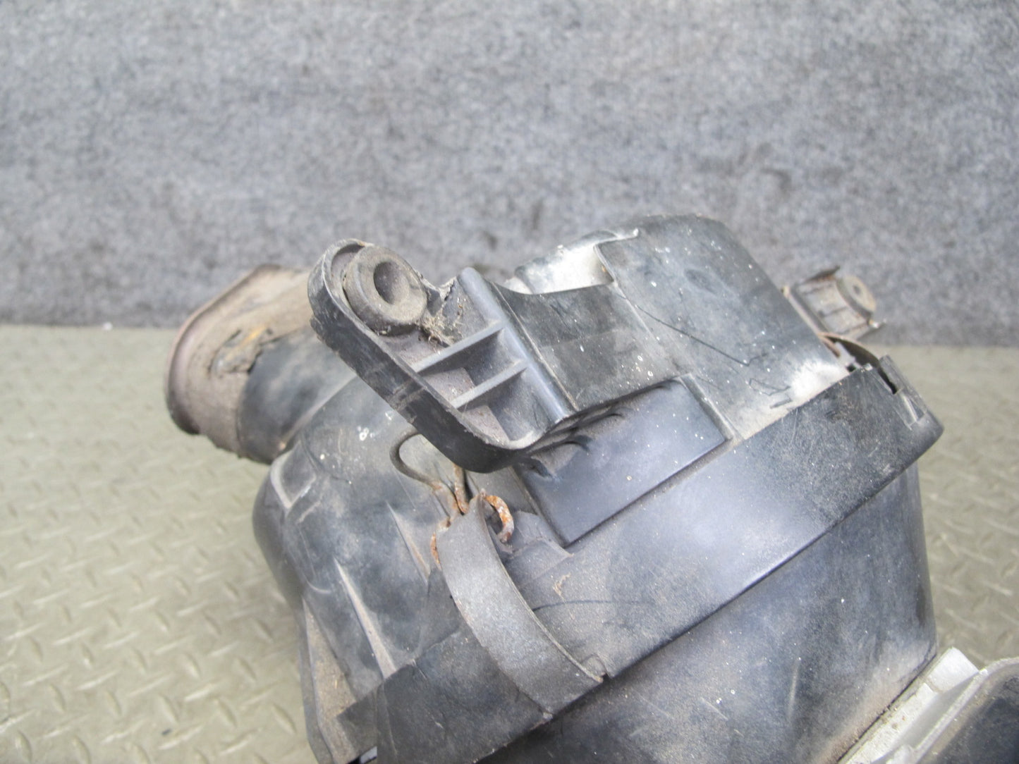 86-92 Toyota Supra MK3 NON Turbo Air Intake Cleaner Filter Box w MAF Sensor OEM
