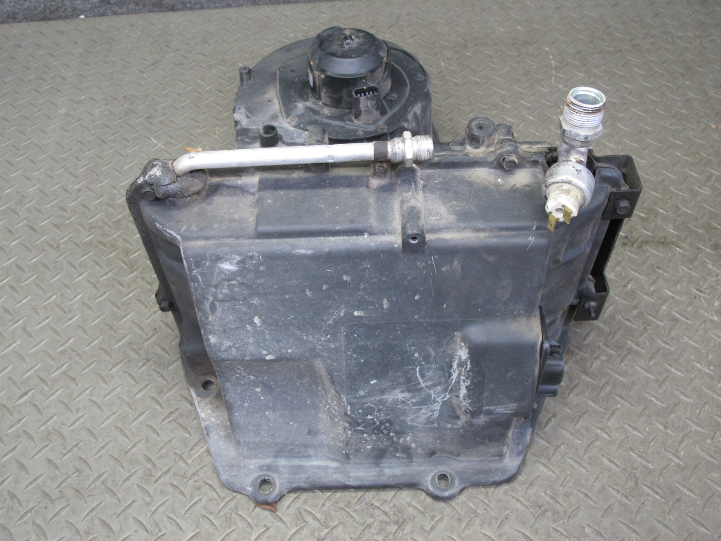 90-93 Chevrolet Corvette C4 A/C Air Conditioning Blower Motor Evaporator Box OEM