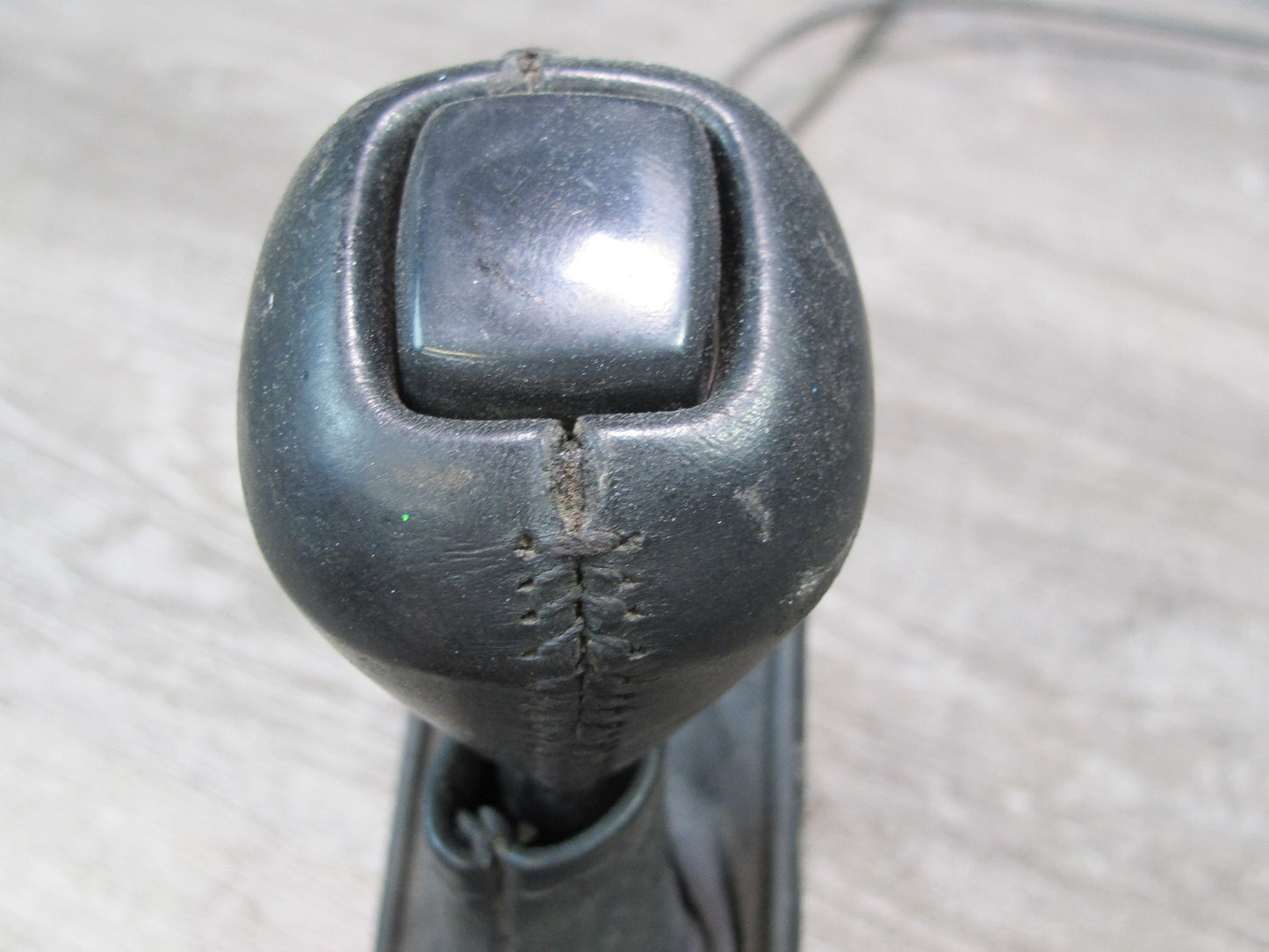 90-91 Chevrolet Corvette C4 A/T Automatic Transmission Shifter w Cable OEM