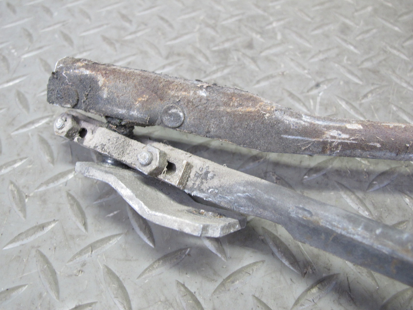 84-96 Chevrolet Corvette C4 Windshield Wiper Transmission Linkage w Motor OEM