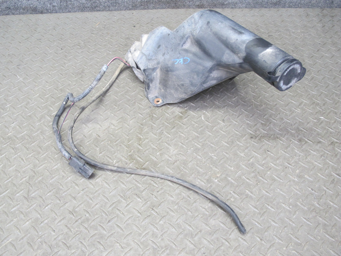 84-91 Chevrolet Corvette C4 Windshield Washer Fluid Reservoir Tank w Pump OEM