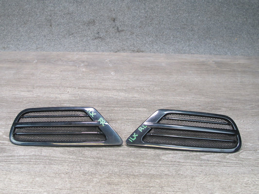 1998-2007 Lexus J100 LX470 Rear Left Right Quarter Air Vent Grille Trim Set of 2