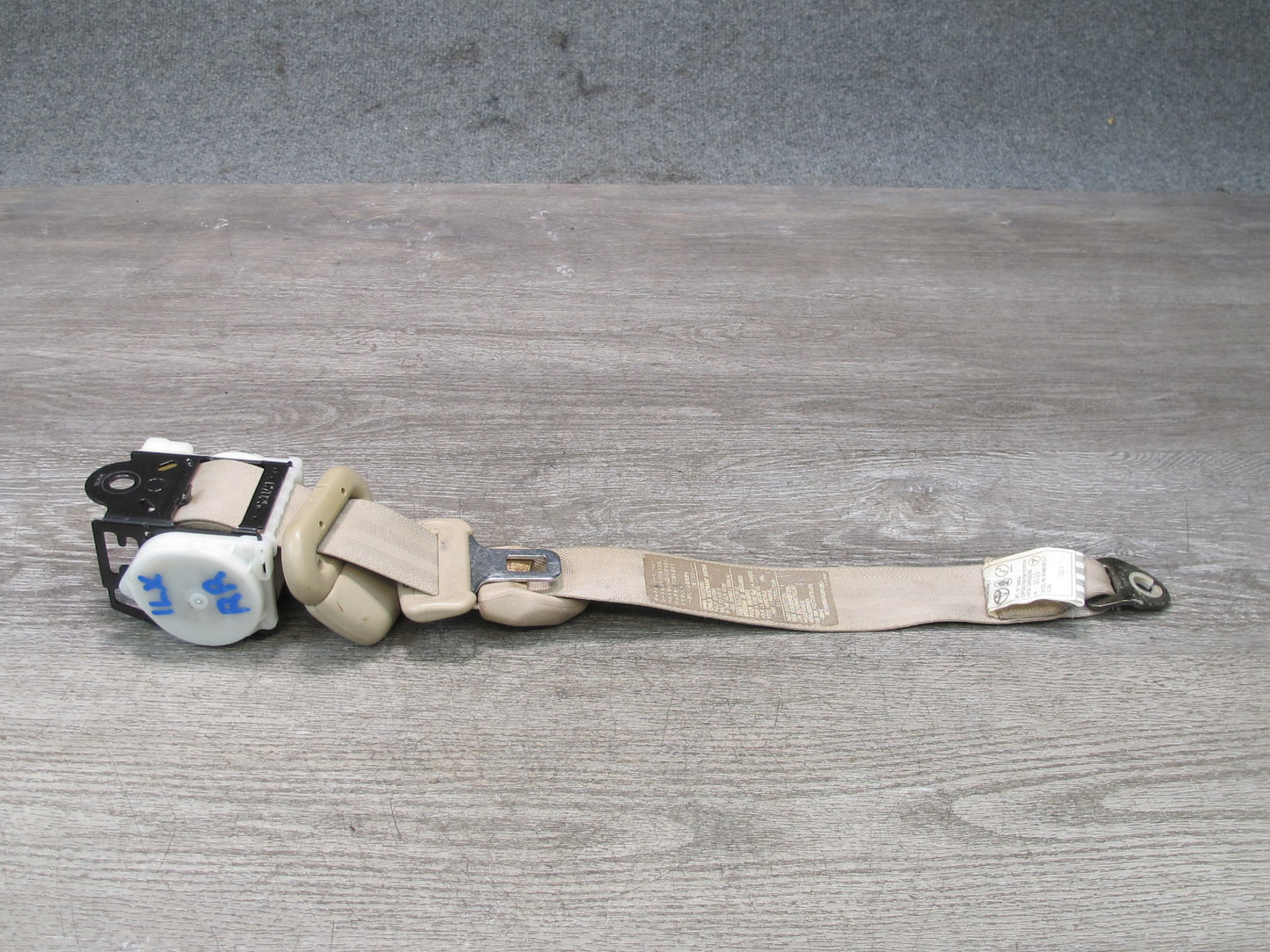 98-02 LEXUS LX470 REAR 2ND ROW RIGHT & LEFT SIDE SEATBELT RETRACTOR SET OEM