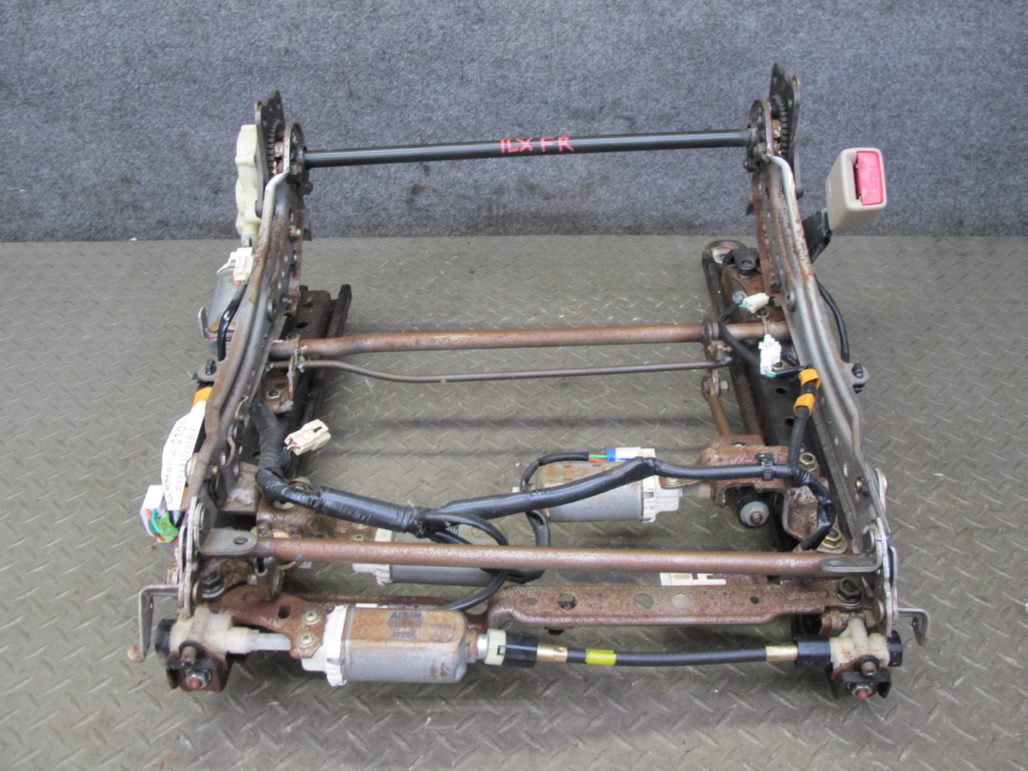 1998-2002 Lexus LX470 Front Right Pass Side Lower Seat Track Frame W/ Motor