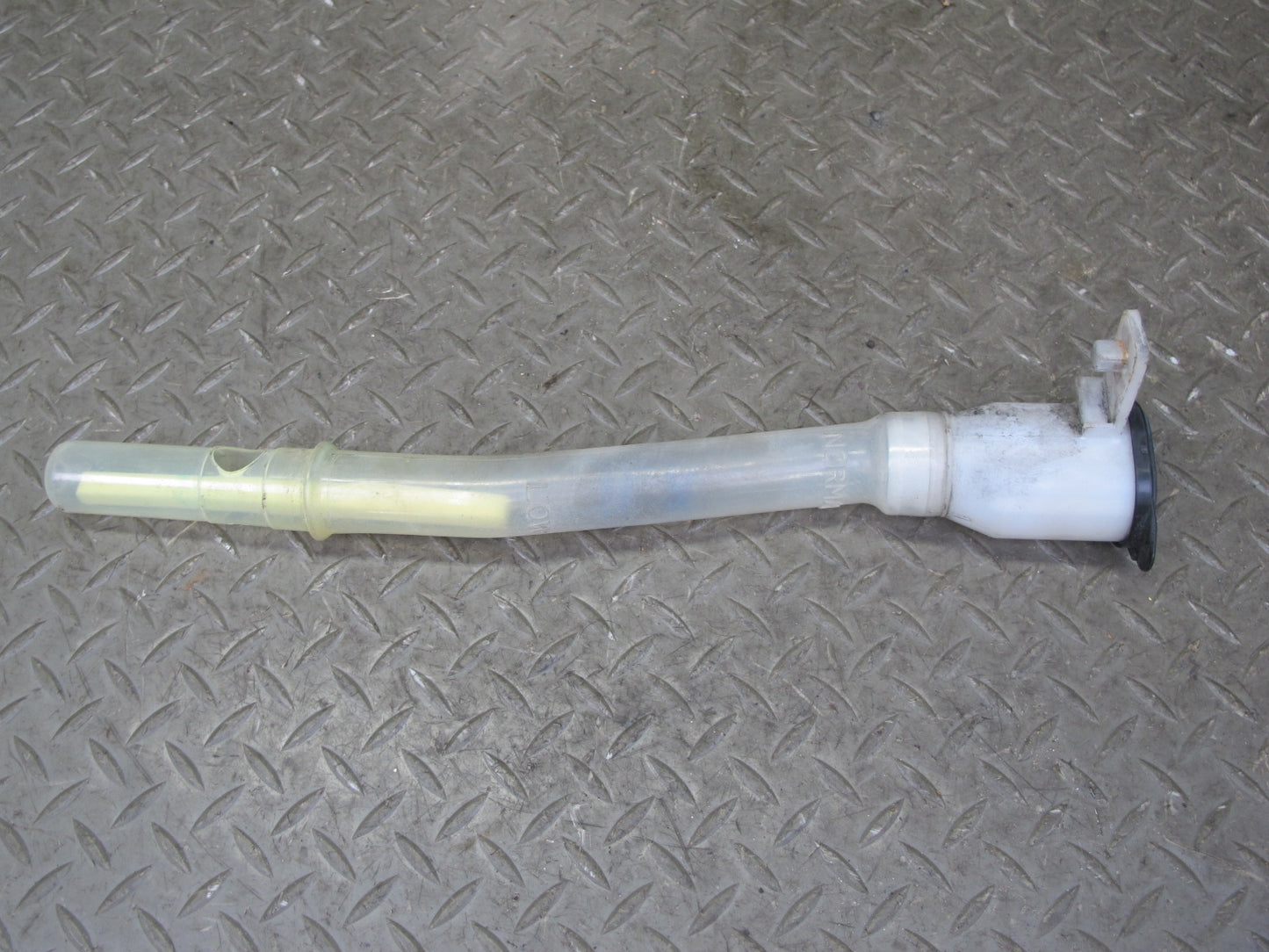 1998-2007 Lexus J100L LX470 Windshield Washer Fluid Reservoir Tank Neck Pump
