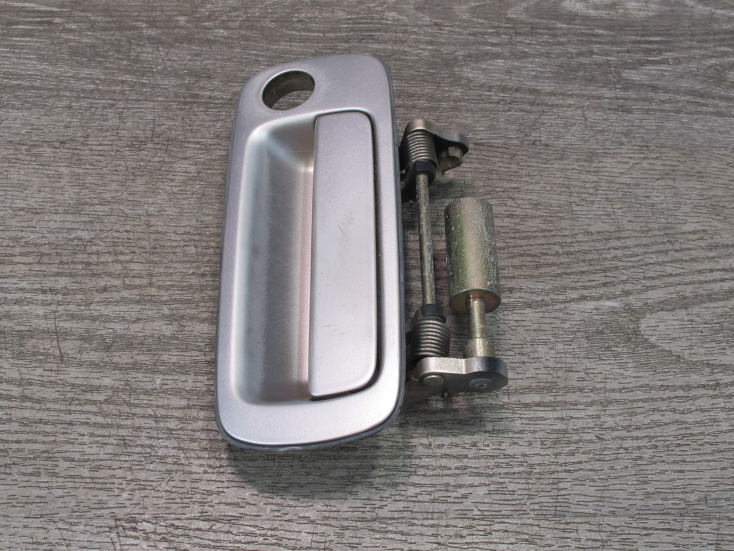 95-97 Lexus UCF20L LS400 Front Right Passenger Door Exterior Handle Silver OEM