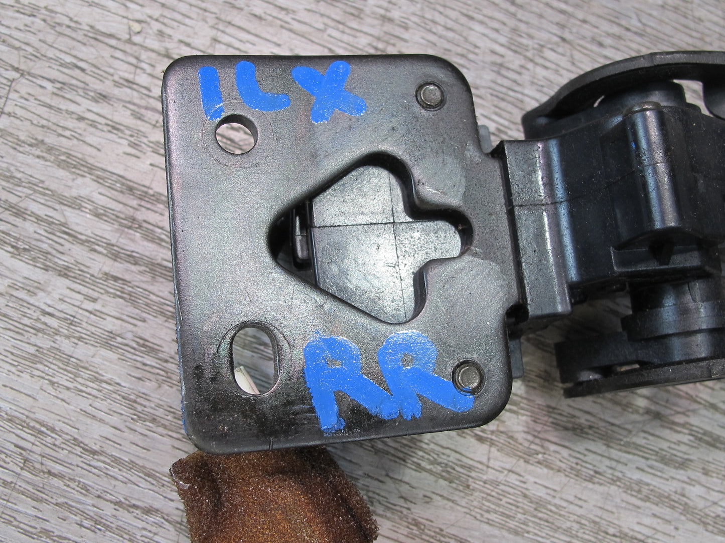 1998-2007 Lexus J100L LX470 Rear Quarter Window Actuator Motor Lock Set of 2
