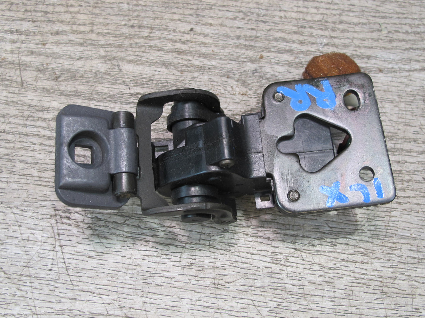 1998-2007 Lexus J100L LX470 Rear Quarter Window Actuator Motor Lock Set of 2