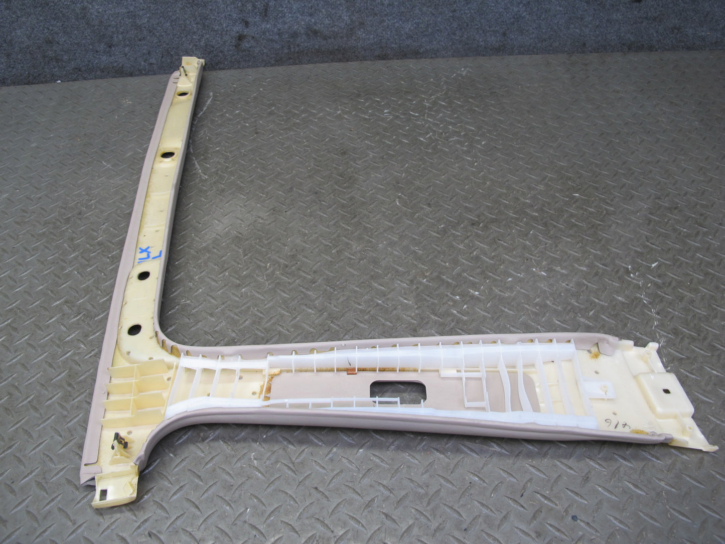 1998-2002 Lexus J100 LX470 Center B Pillar Left Right Upper Trim Cover Panel Set