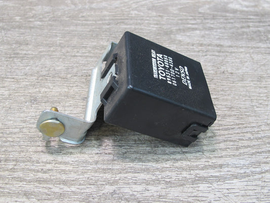 1998-2007 Lexus J100 LX470 Transmission Relay Control Module 89531-60050