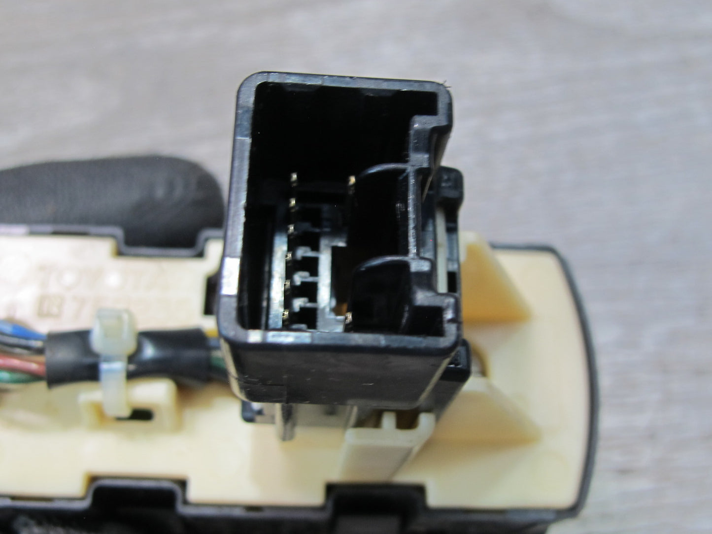 1998-2002 Lexus J100 LX470 Power Door Mirror Adjusting Control Switch