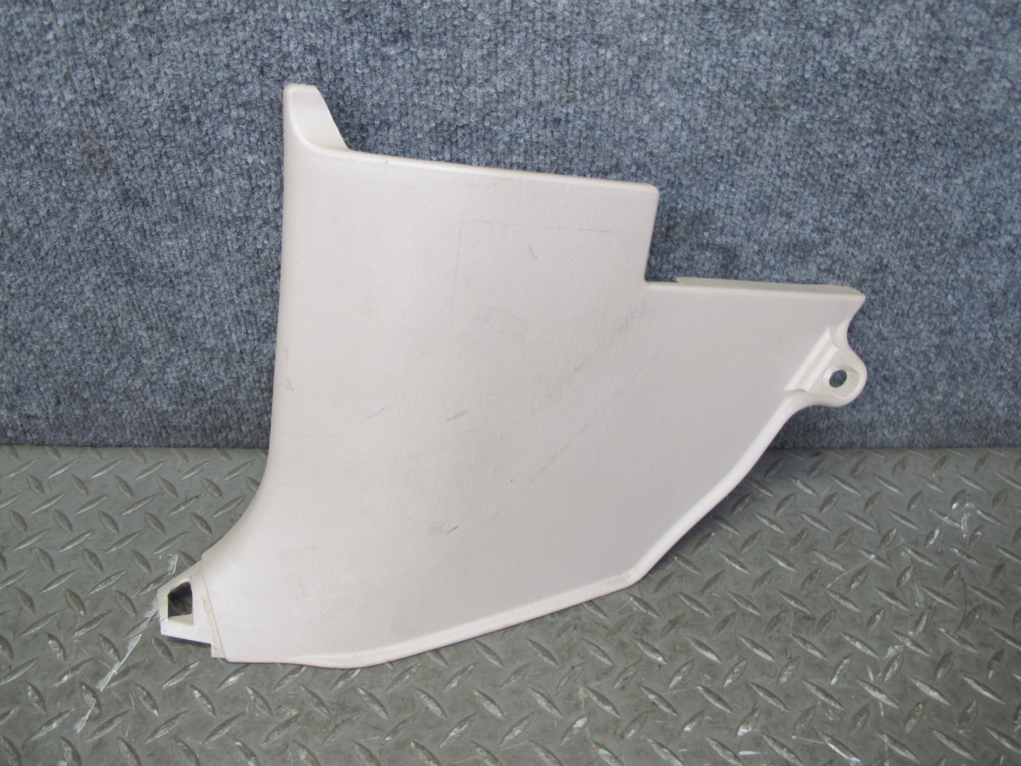 1998-2007 Lexus UZJ100L LX470 Front Left Side Lower Kick Trim Panel Cover