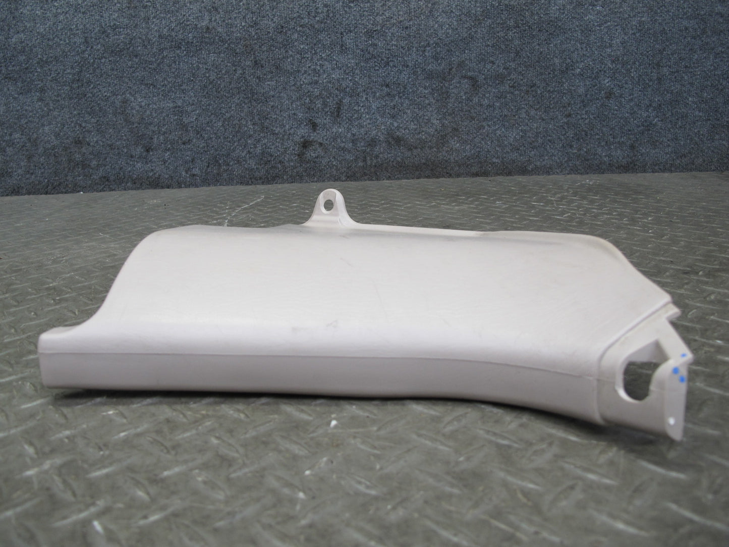 1998-2007 Lexus UZJ100L LX470 Front Left Side Lower Kick Trim Panel Cover