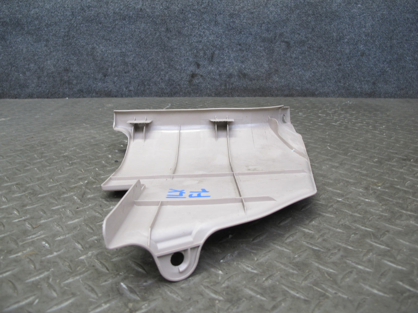 1998-2007 Lexus UZJ100L LX470 Front Left Side Lower Kick Trim Panel Cover