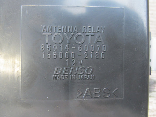 1998-2007 Lexus J100 LX470 Antenna Relay Computer Control Module Unit
