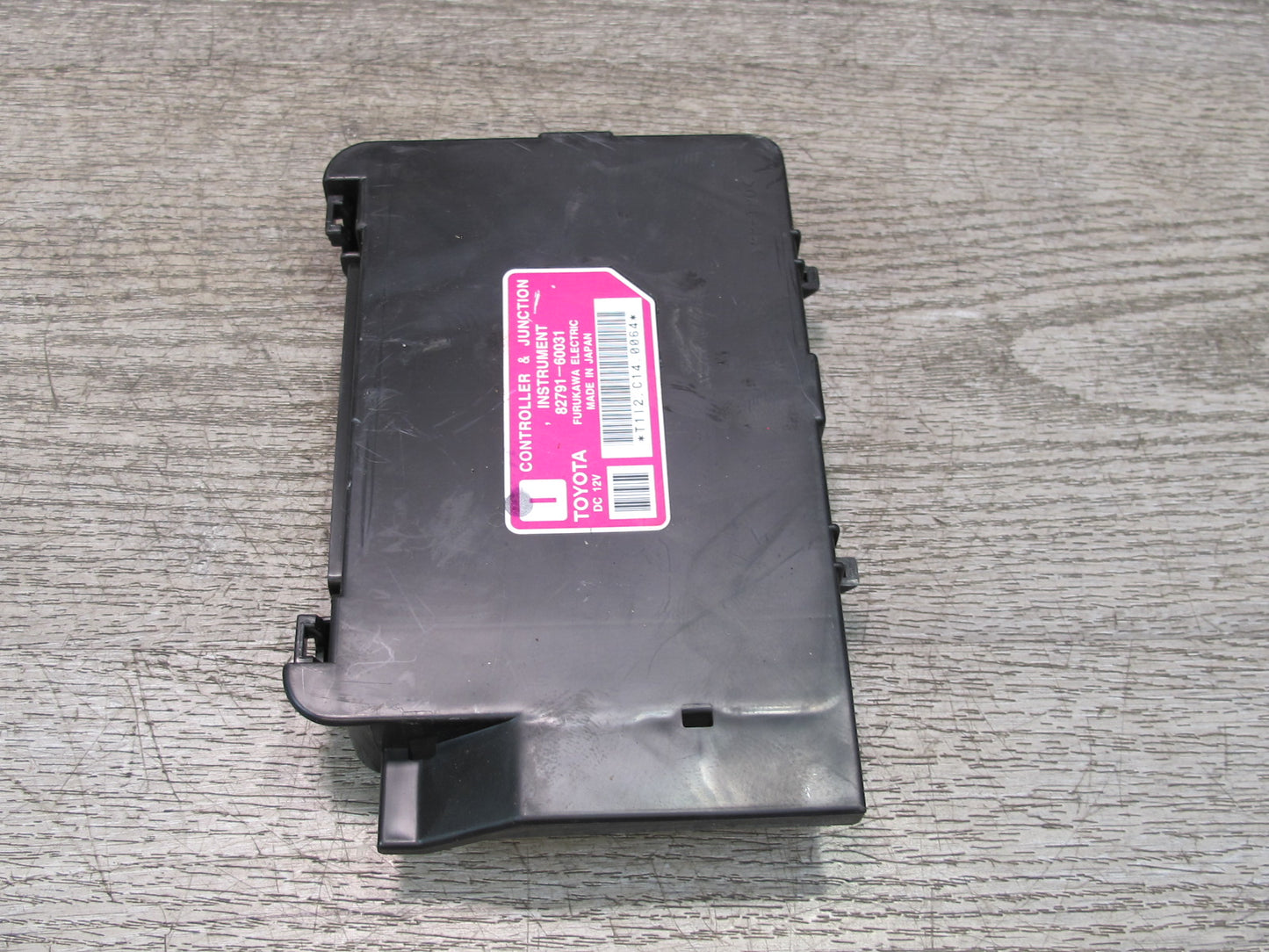 1999-2002 Lexus J100 LX470 Controller Junction Instrument Panel Module