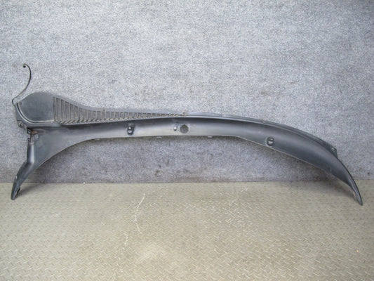 97-04 Chevrolet Corvette C5 Windshield Wiper Cowl Trim Panel 10270322 OEM