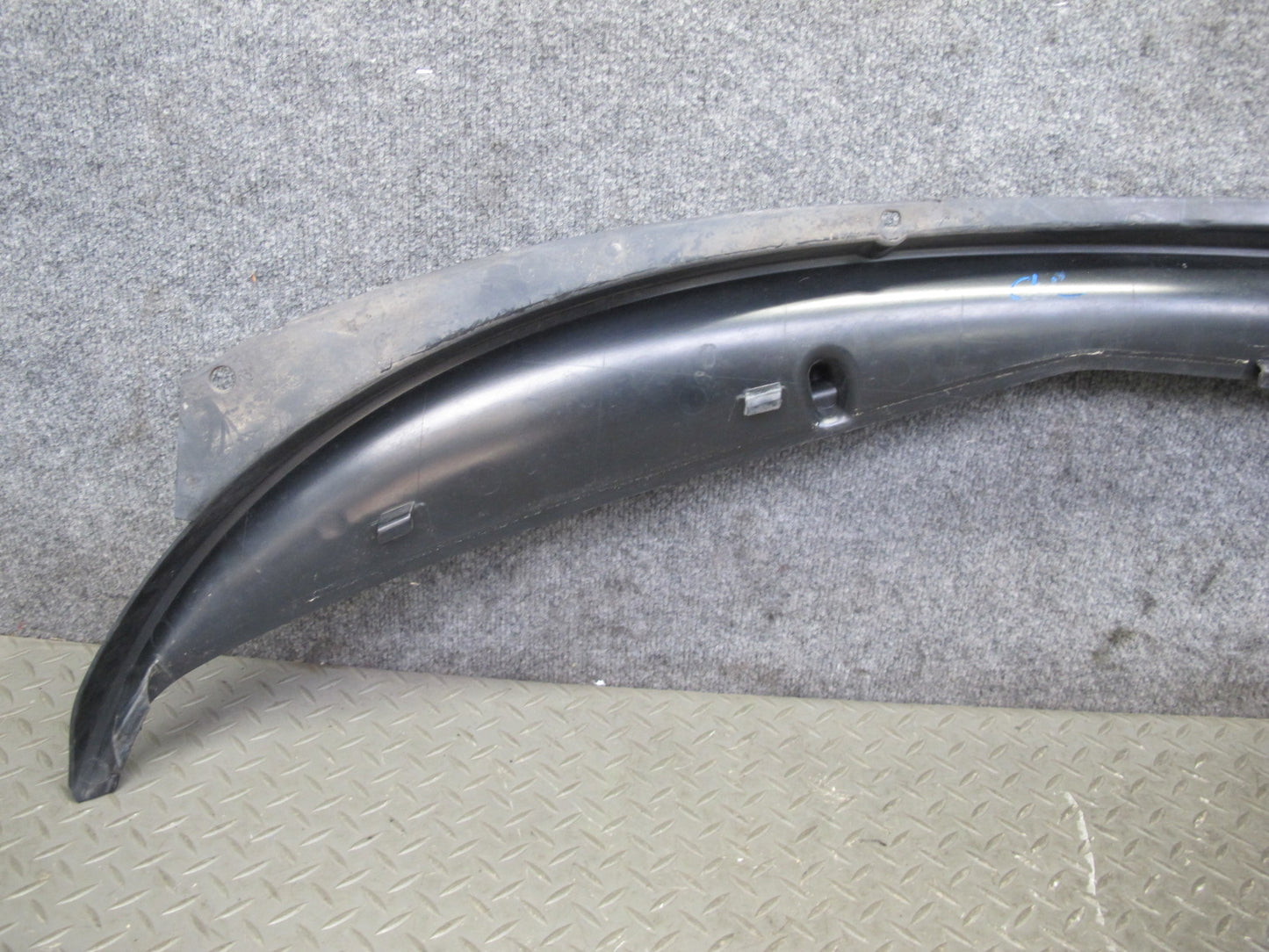 97-04 Chevrolet Corvette C5 Windshield Wiper Cowl Trim Panel 10270322 OEM