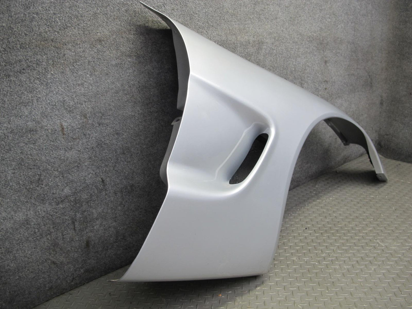 97-04 Chevrolet Corvette C5 Front Right Fender Shell Cover Panel Silver OEM