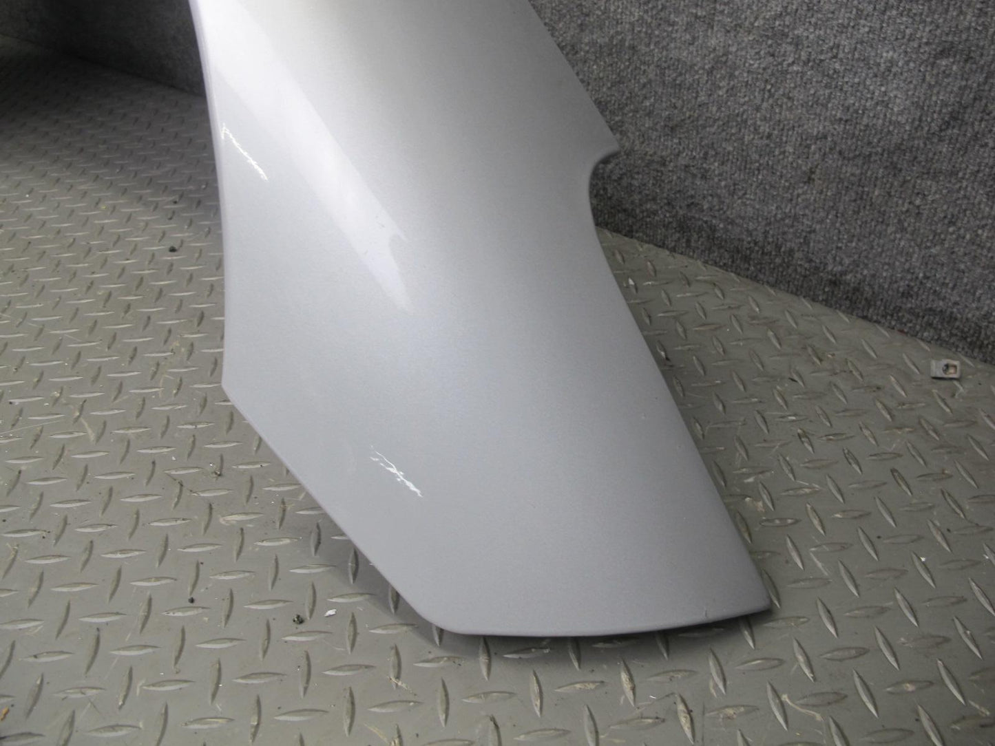 97-04 Chevrolet Corvette C5 Front Right Fender Shell Cover Panel Silver OEM