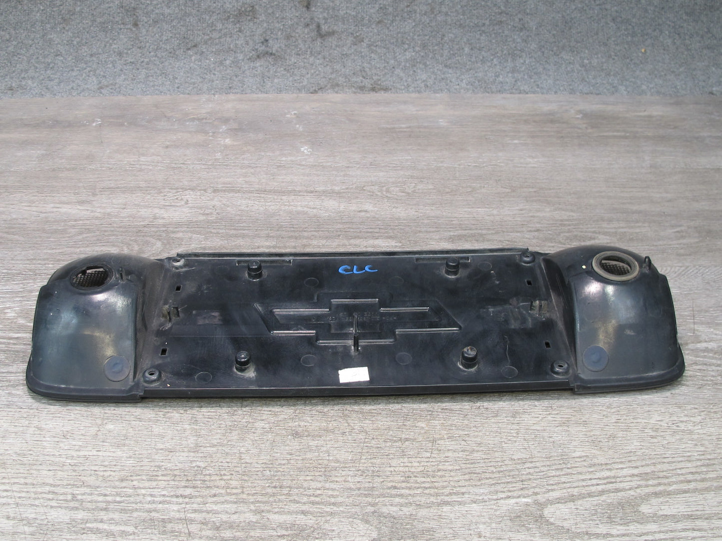 97-04 Chevrolet Corvette C5 Rear Reverse Light License Plate Holder 16524094 OEM