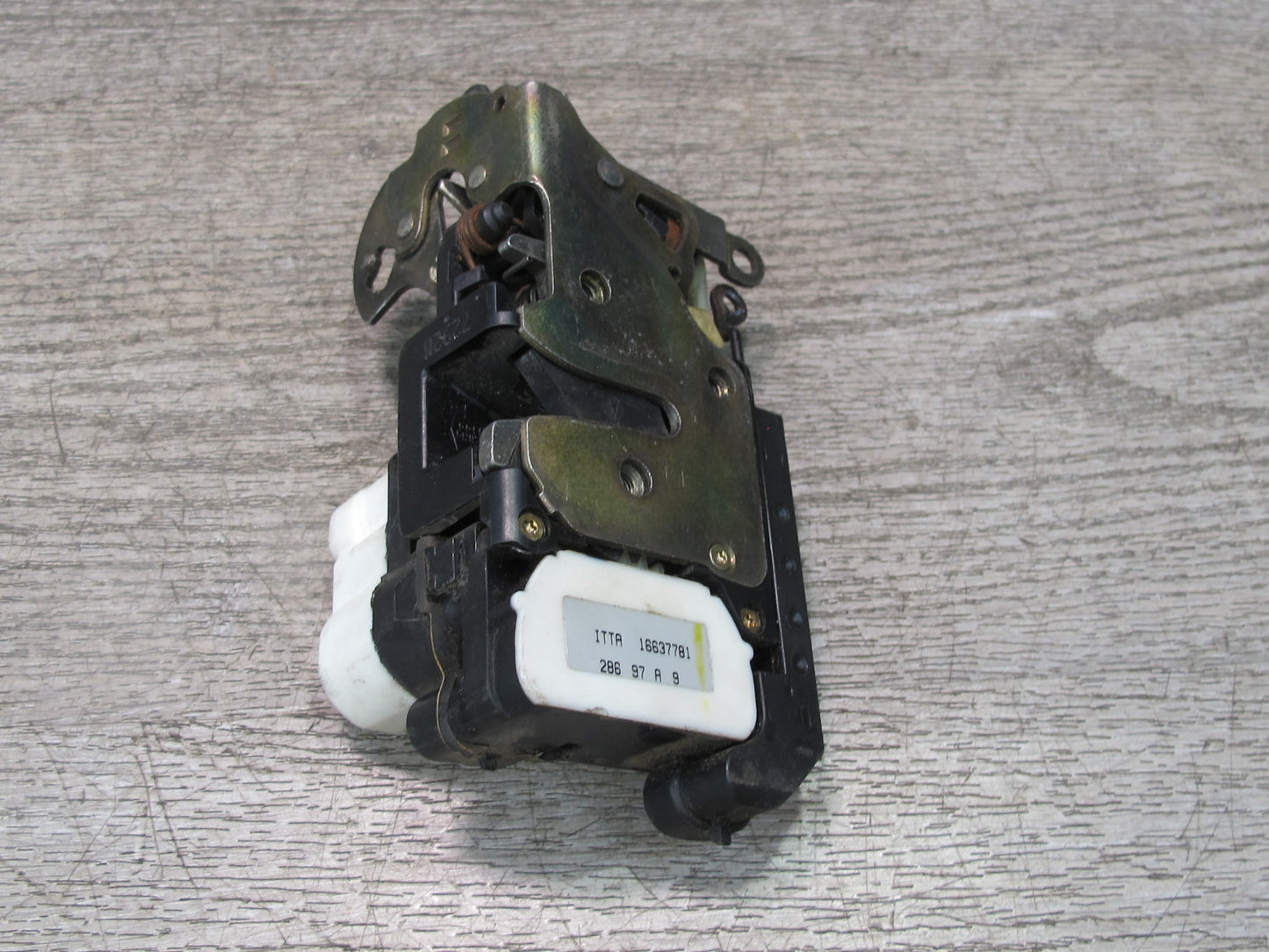 97-04 Chevrolet Corvette C5 Left Driver Door Lock Latch Actuator OEM