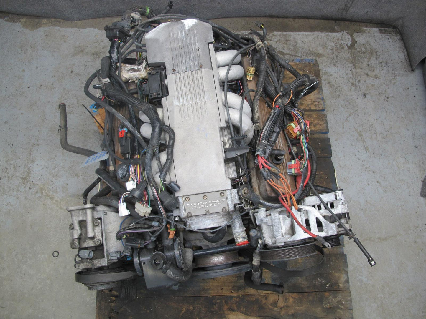 1991 Chevrolet Corvette C4 5.7L V8 L98 A/T VIN 8 8th Complete Engine Motor OEM