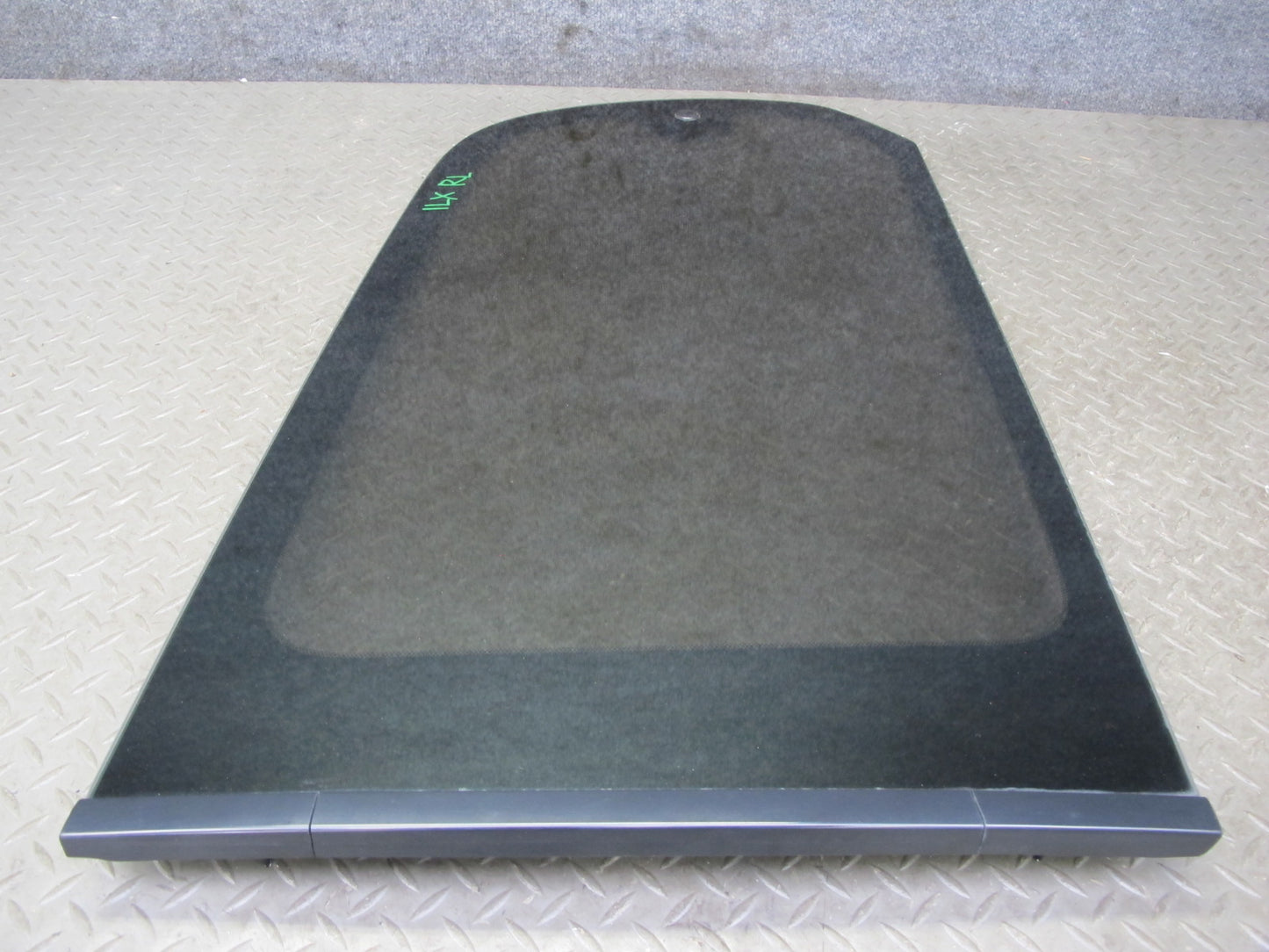 2000-2002 Lexus J100 LX470 Rear Left Driver Side Quarter Glass Window