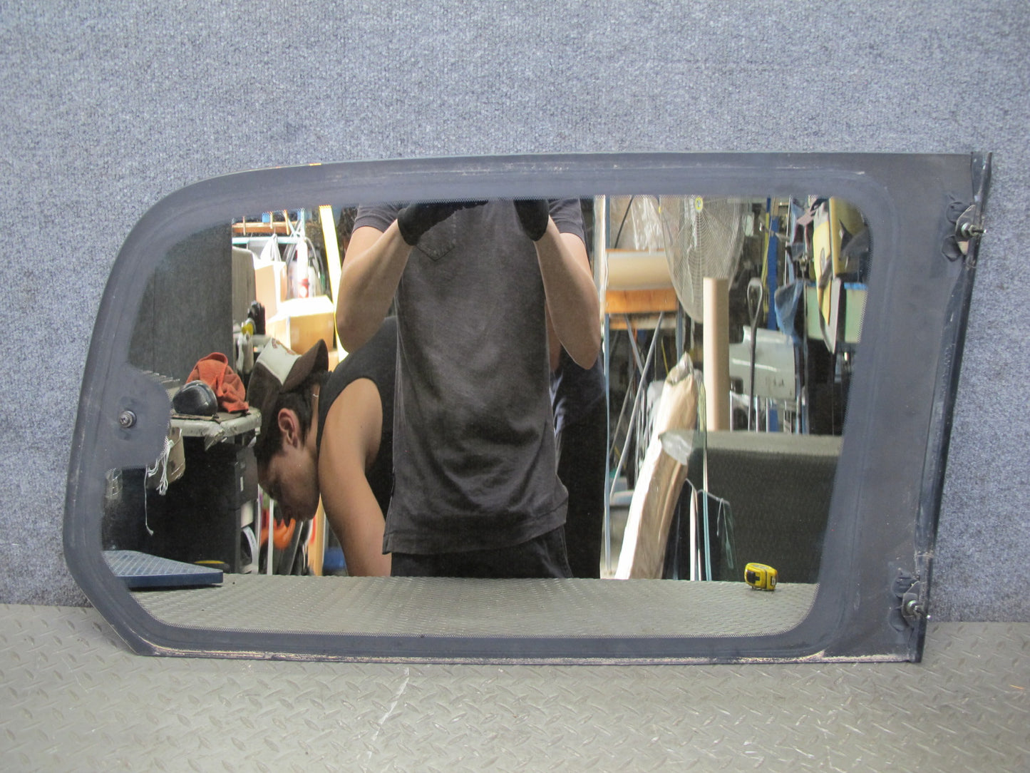2000-2002 Lexus J100 LX470 Rear Left Driver Side Quarter Glass Window