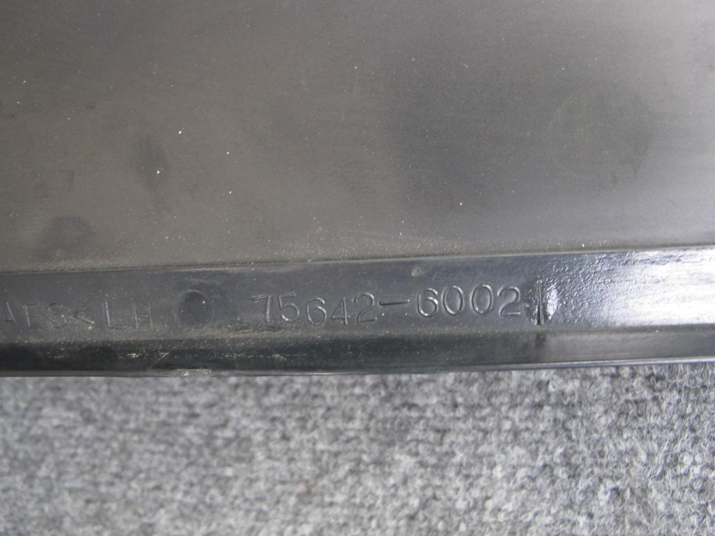 2000-2002 Lexus J100 LX470 Rear Left Driver Side Quarter Glass Window