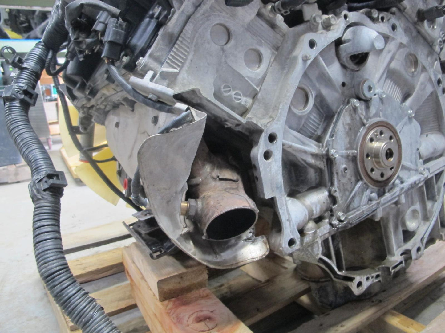 2011-2014 Infiniti QX56 QX80 5.6L RWD V8 VK56VD Engine Motor VIN A 4TH Digit