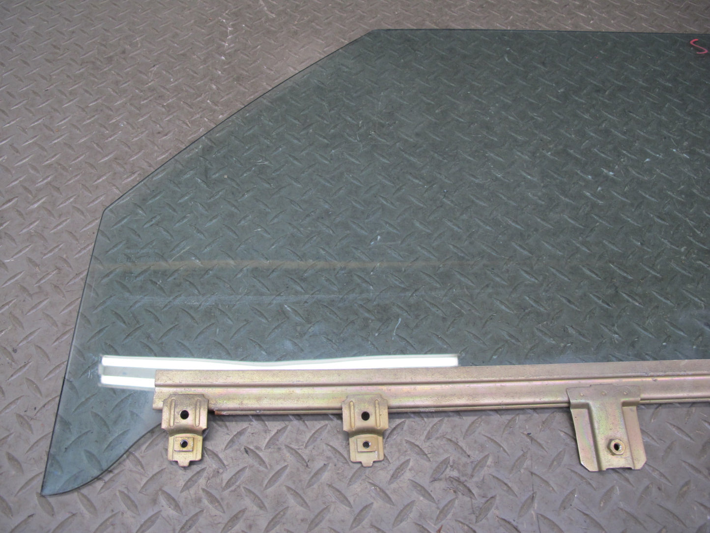 73-89 Mercedes R107 Convertible Front Left Driver Door Glass Window OEM