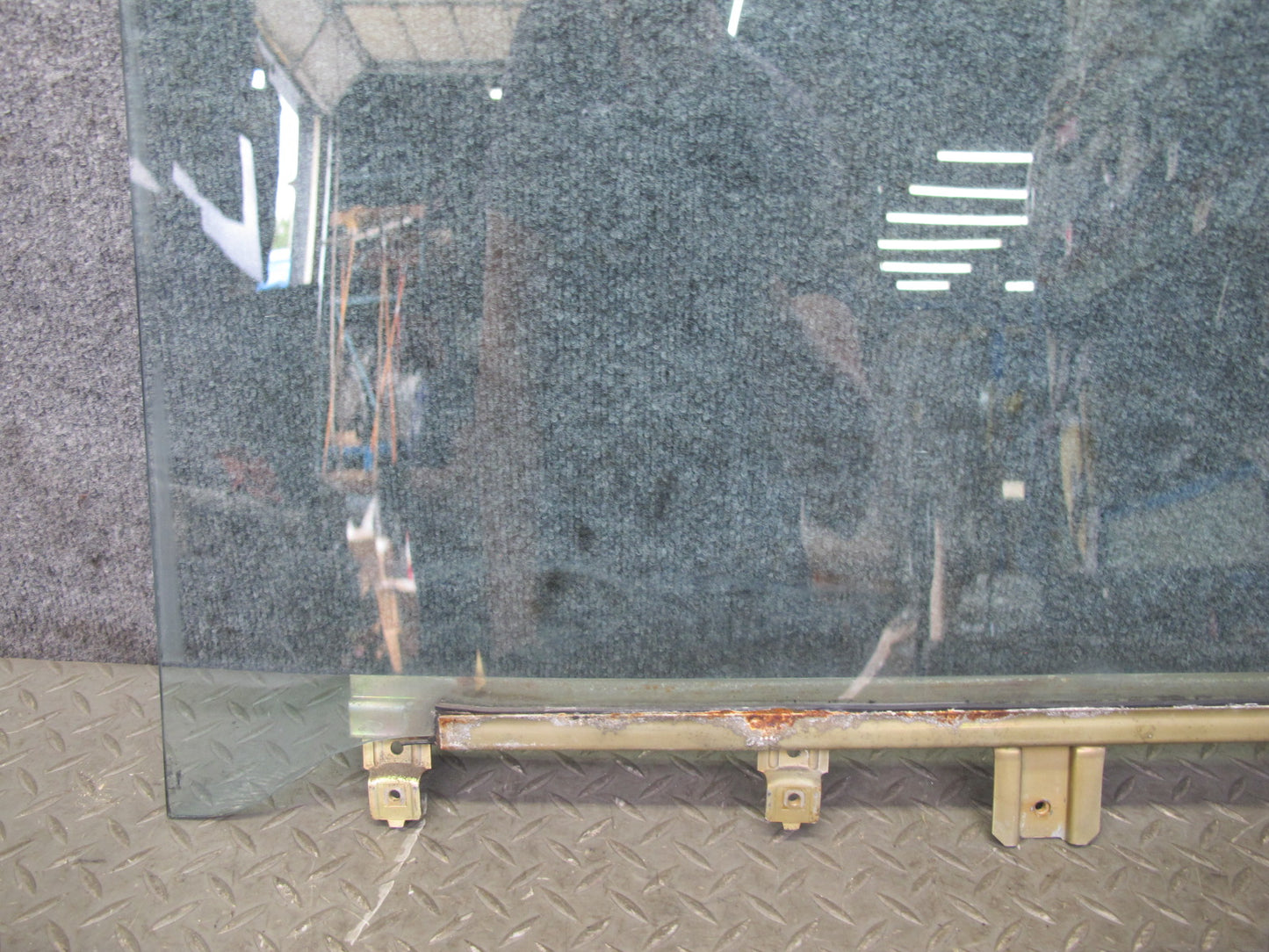 73-89 Mercedes R107 Convertible Front Left Driver Door Glass Window OEM