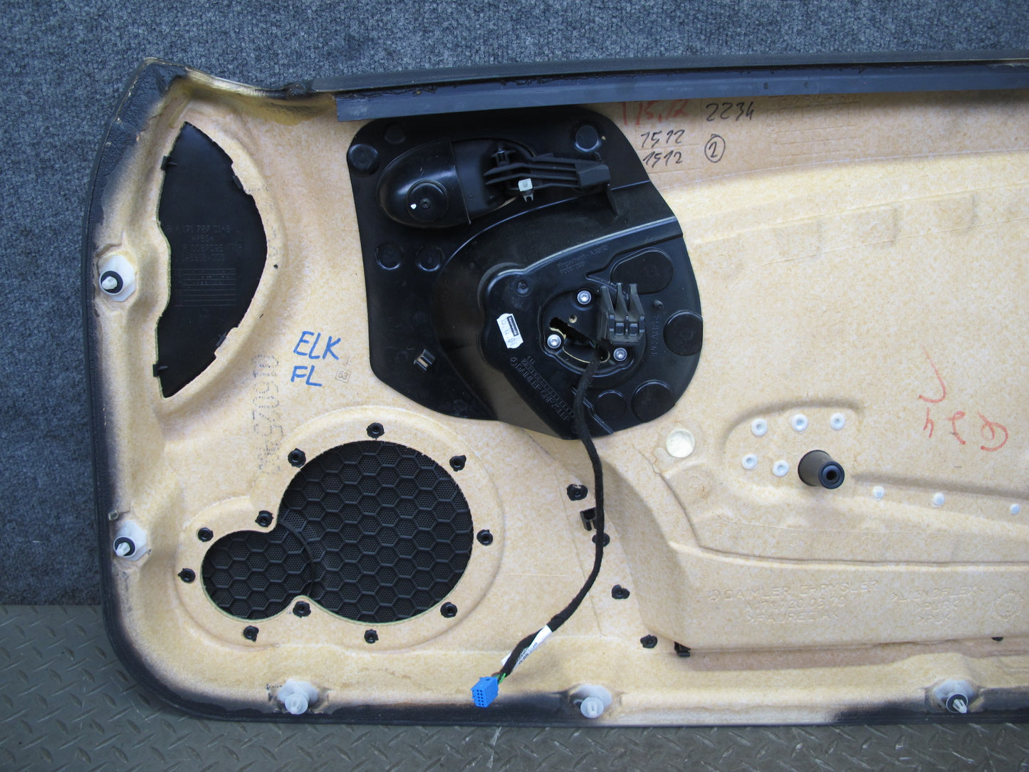 05-07 Mercedes R171 SLK Set of 2 Door Interior Trim Cover Panel OEM