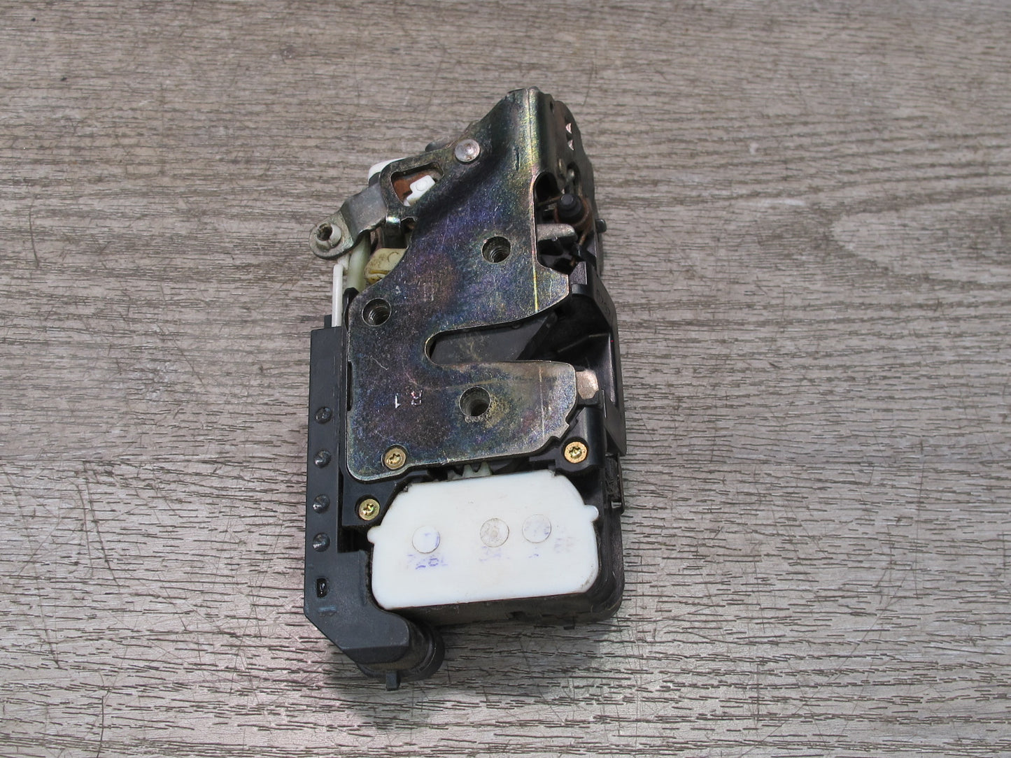 97-04 Chevrolet Corvette C5 Right Passenger Door Lock Latch Actuator OEM