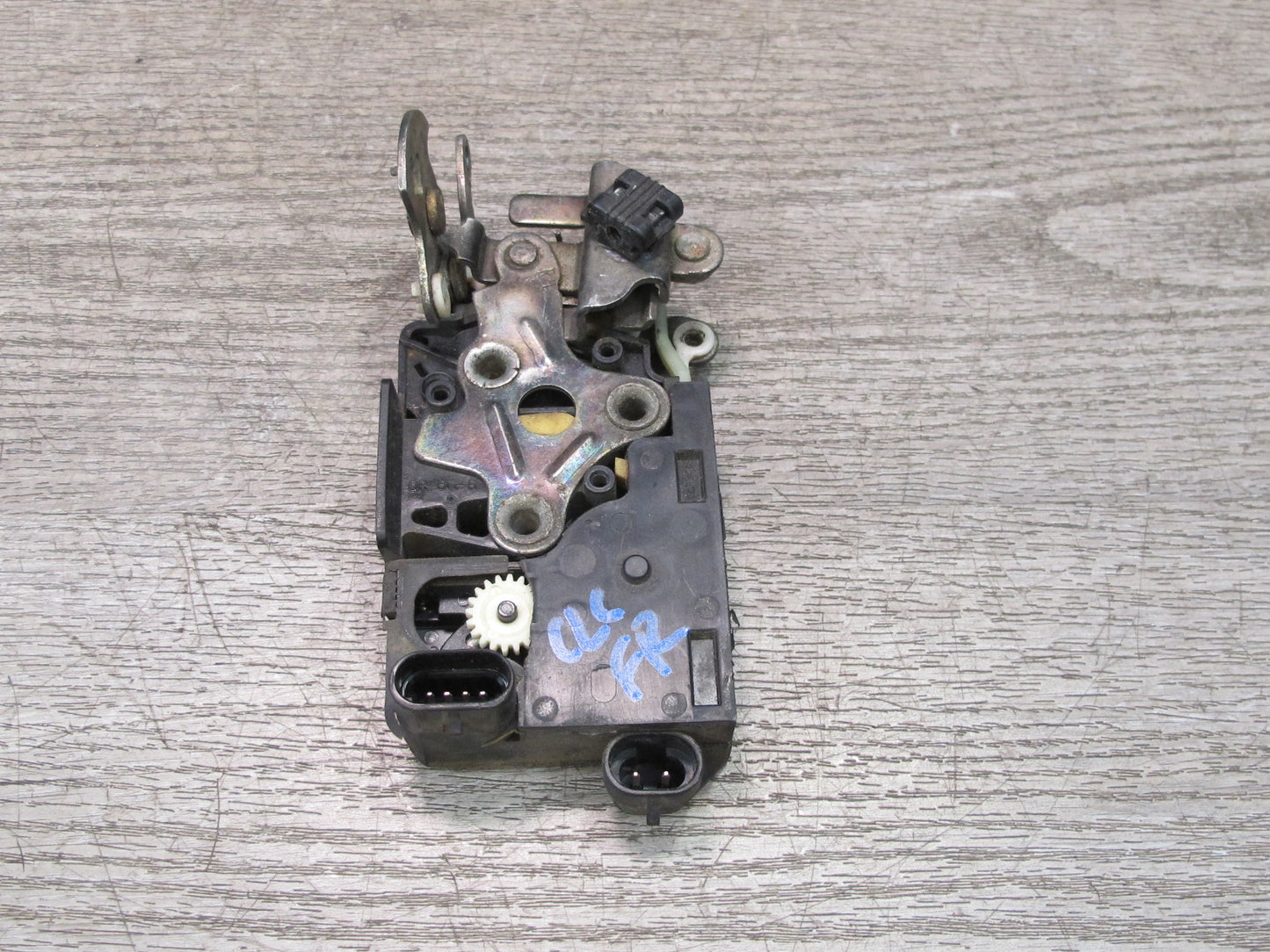 97-04 Chevrolet Corvette C5 Right Passenger Door Lock Latch Actuator OEM