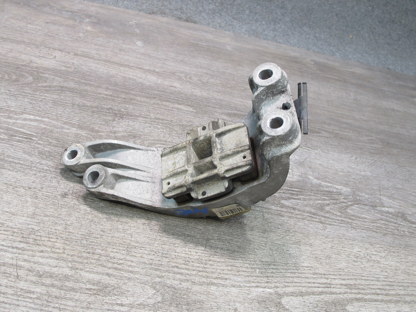 11-15 Mini Cooper S R55 R56 R57 R60 R61 Transmission Mount Bracket 6784357 OEM