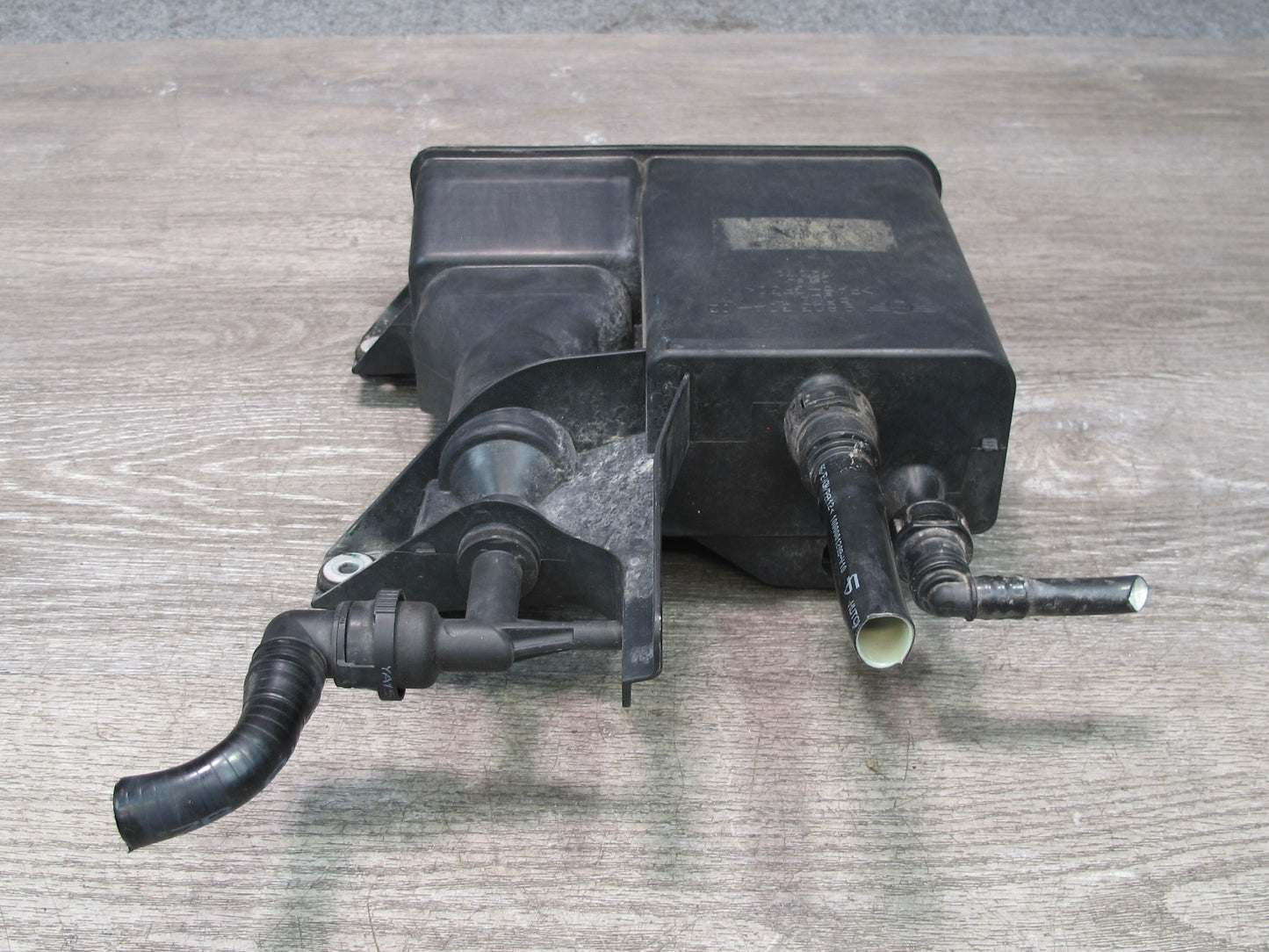 11-15 Mini Cooper R61 R60 Fuel Evap Vapor Charcoal Canister 9803304 OEM