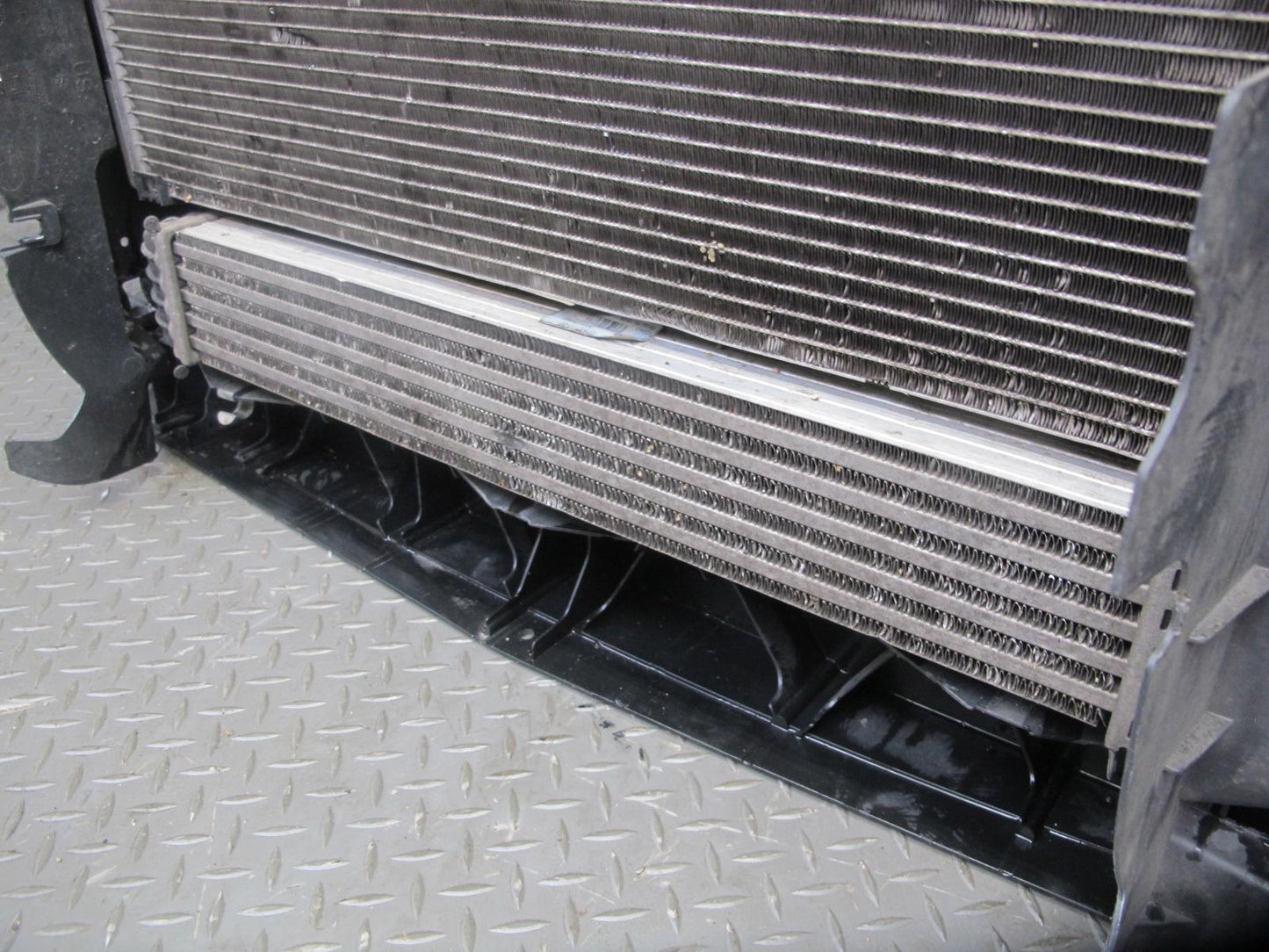 11-15 Mini Cooper S R60 R61 AWD A/T Engine Radiator Condenser Oil Cooler Fan Set